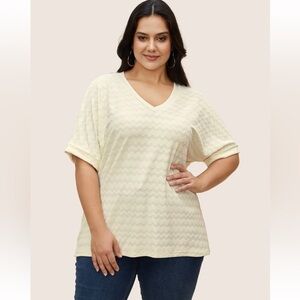 BloomChic Plus Size 3XL Solid Textured V-Neck Batwing Sleeve T-shirt us22-24
